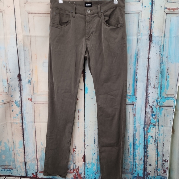 Hudson Jeans Blake Slim Straight Stretch Twill Pants in Green